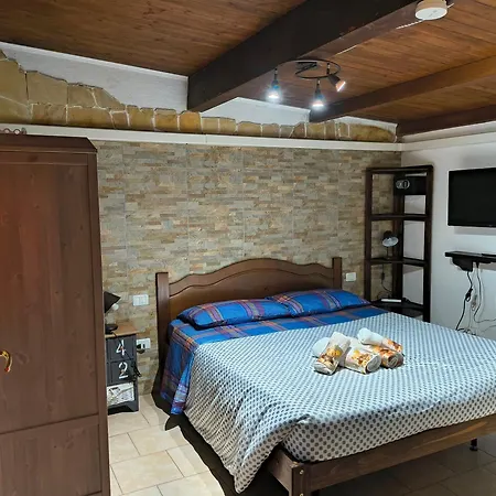 La Terrazza كوارتو سانتيلينا